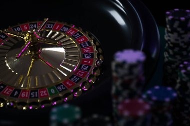 asiatoto slot Hood vs Wolf slot game interface showing reels and controls
